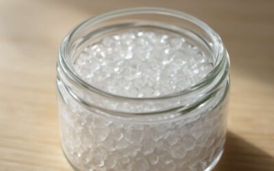 Beat Dampness with dehumidifier crystals: fast, silent, effective